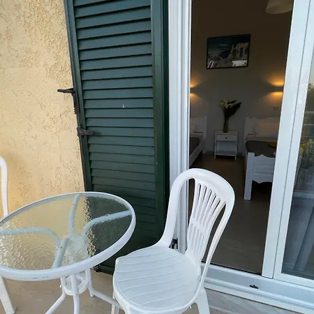 Kavos Aparthotel 公寓式酒店 卡沃斯